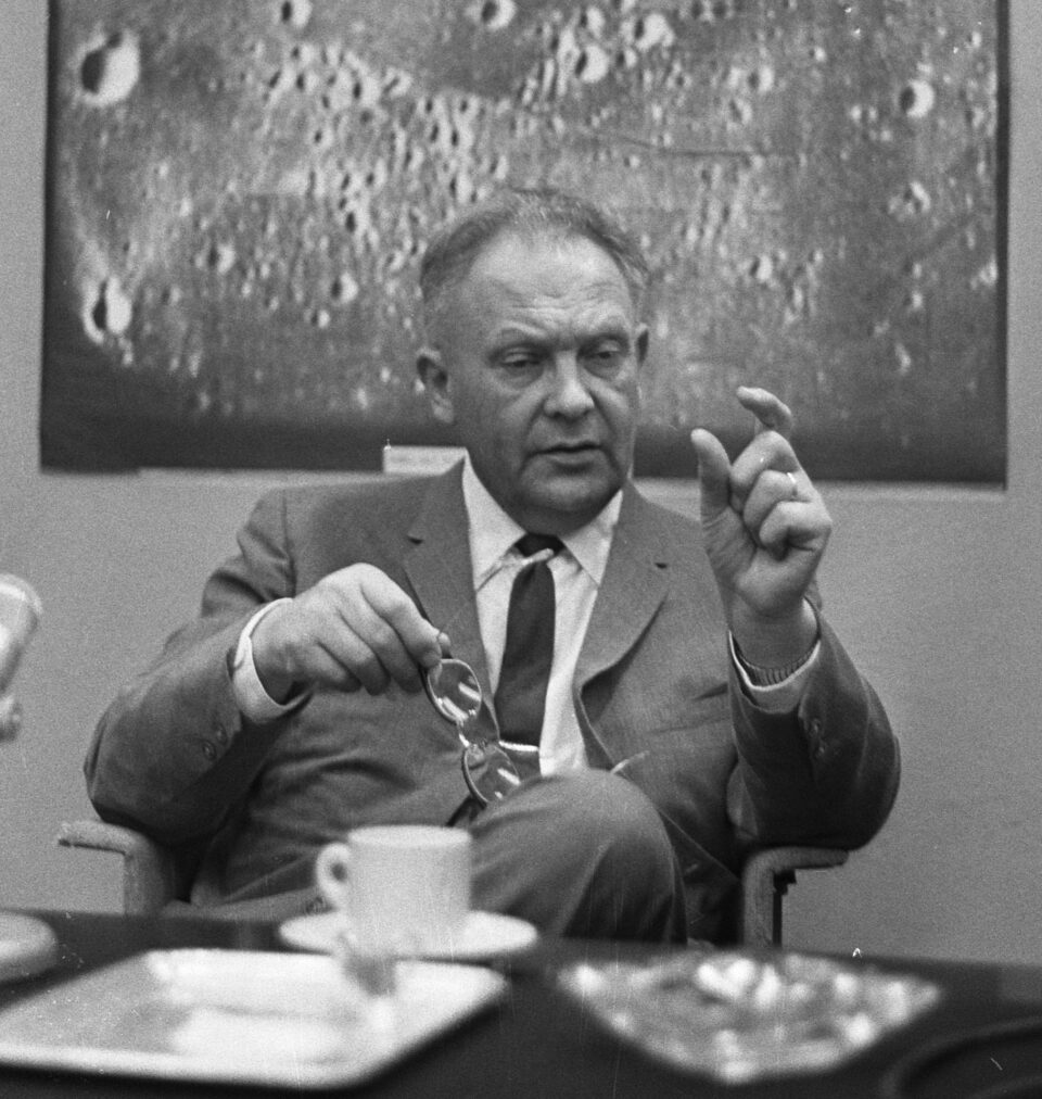 CROPPED_Gerard_Kuiper_1964