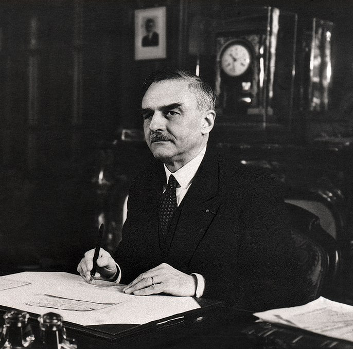 CROPPED_André-Louise Danjon_CC 4